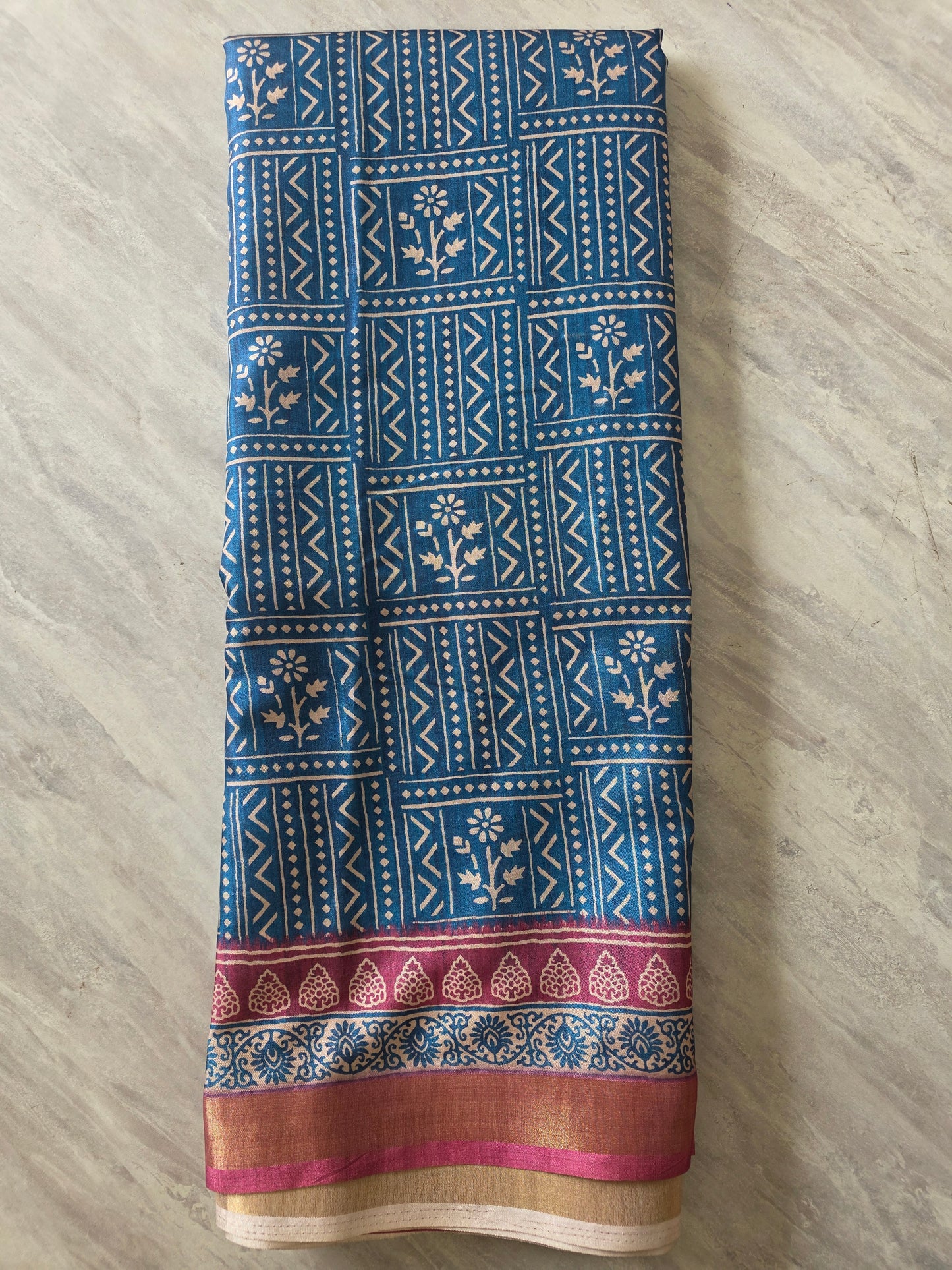 Offer Saree || A379 || 800 ||