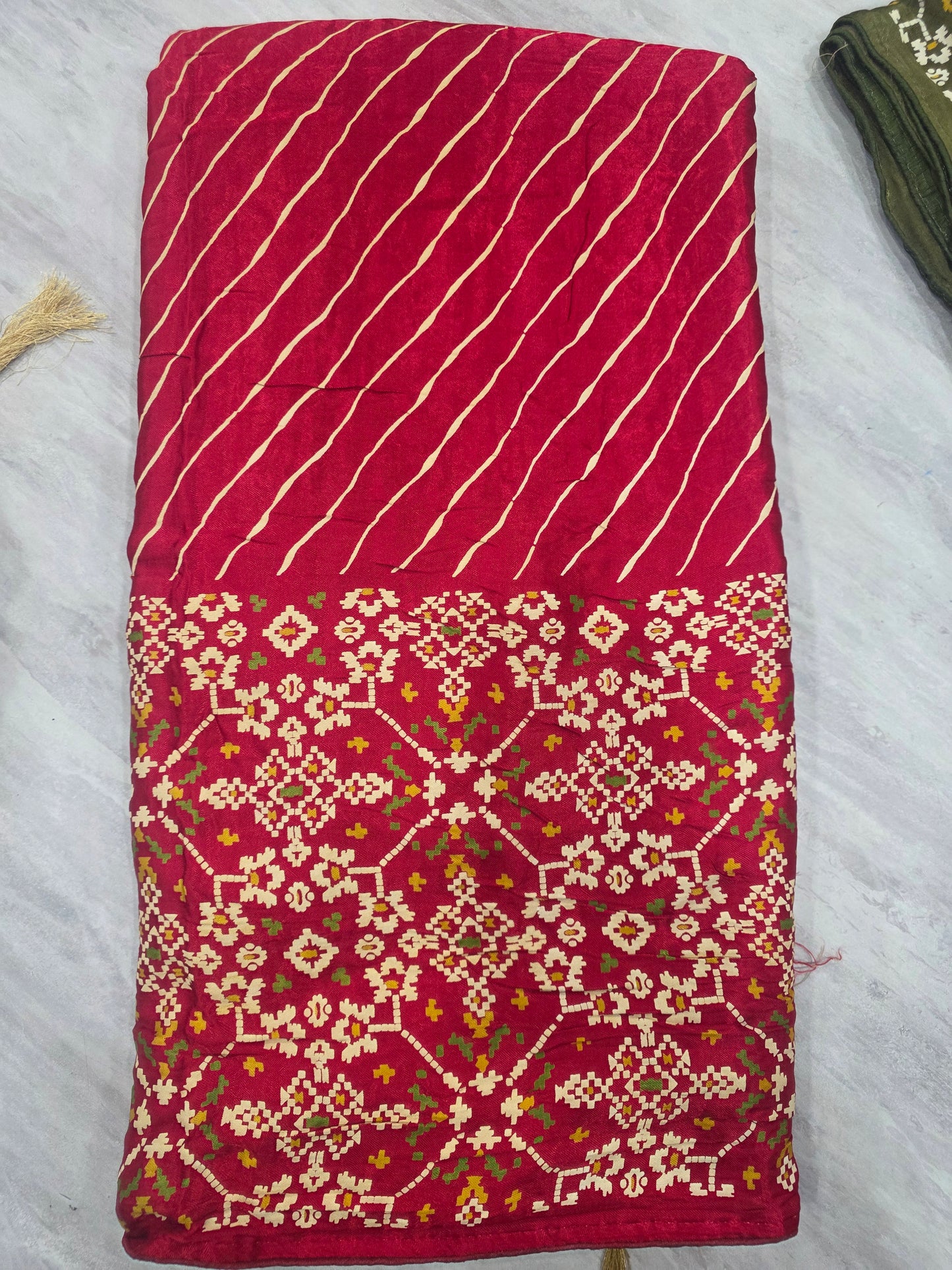 Pure Gajjisilk Saree With Lehariya And Pattola || A391 || 2200